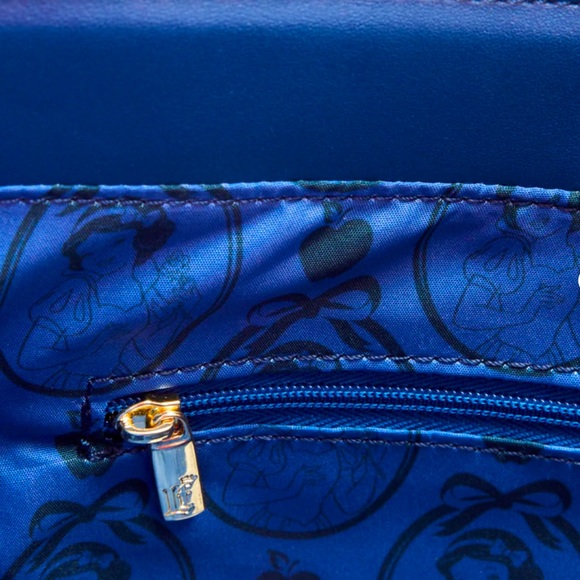 Loungefly Disney Snow White Scenes Crossbody Bag & Matching Zip Wallet - Picture 4 of 8